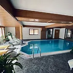 Kirchdach Отель Гшниц
