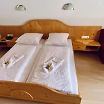 Отель Kirchdach 3*
