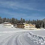 Kirchdach Hotel Gschnitz
