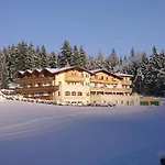 Kirchdach Gschnitz
