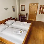 Kirchdach Hotel 3*